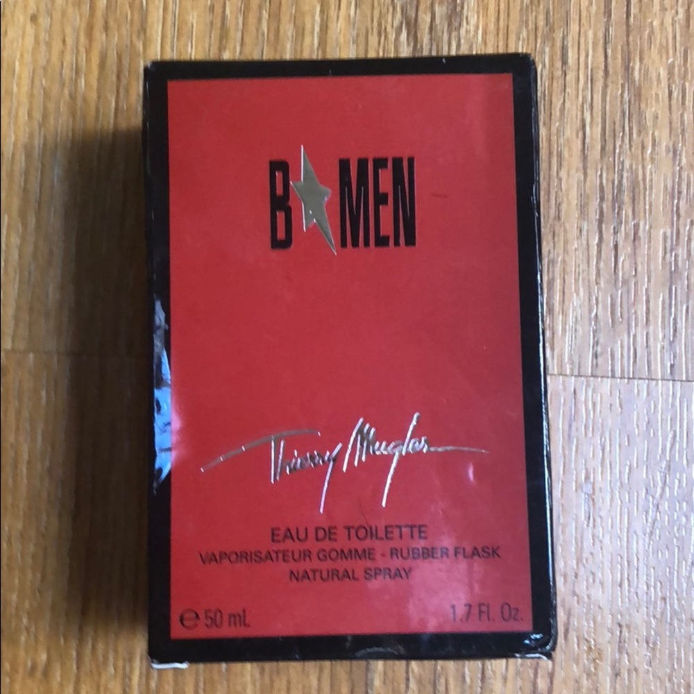 NEW in the open box. Never being used.Thierry M